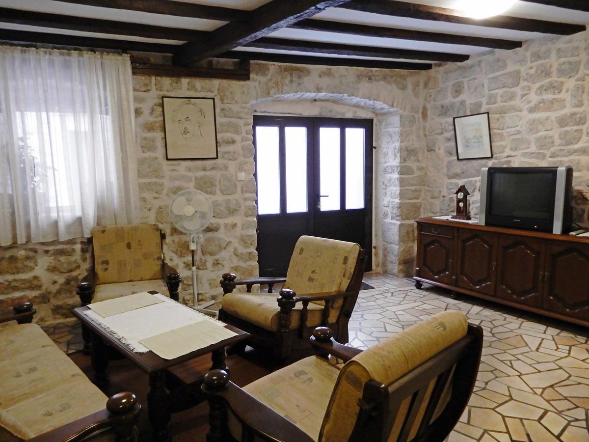 סטארי גראד Apartment Primorac מראה חיצוני תמונה